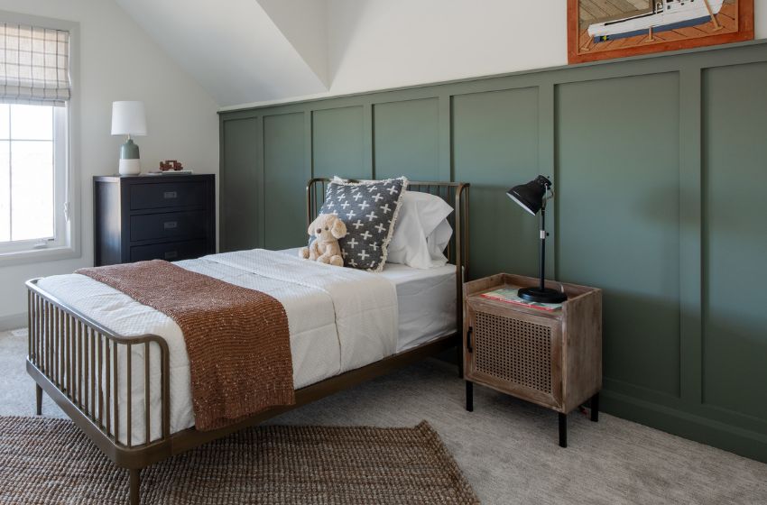 Astoria - Single Family Home - Bedroom